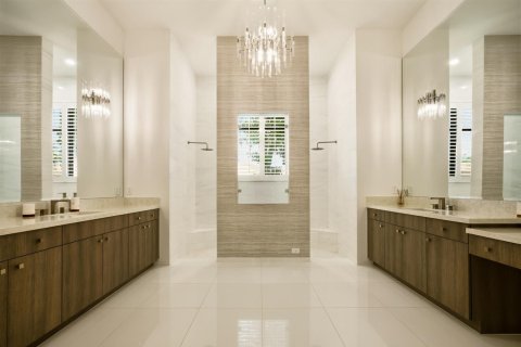 House in Boca Raton, Florida 6 bedrooms, 445.28 sq.m. № 2173362 - photo 7