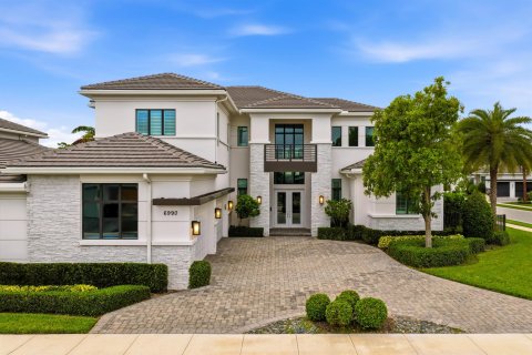 House in Boca Raton, Florida 6 bedrooms, 445.28 sq.m. № 2173362 - photo 2