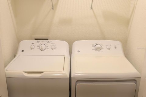 Condo in Bradenton, Florida, 2 bedrooms in LAKEWOOD NATIONAL  № 1900736 - photo 28