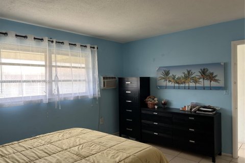 Copropriété à vendre à Miami, Floride: 1 chambre, 63.92 m2 № 1939996 - photo 6