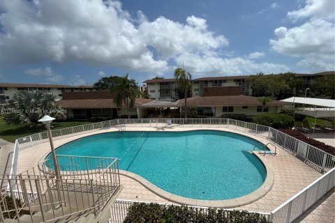 Copropriété à vendre à Miami, Floride: 1 chambre, 63.92 m2 № 1939996 - photo 16