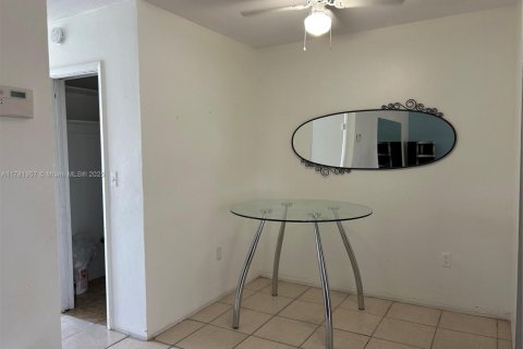 Copropriété à vendre à Miami, Floride: 1 chambre, 63.92 m2 № 1939996 - photo 19