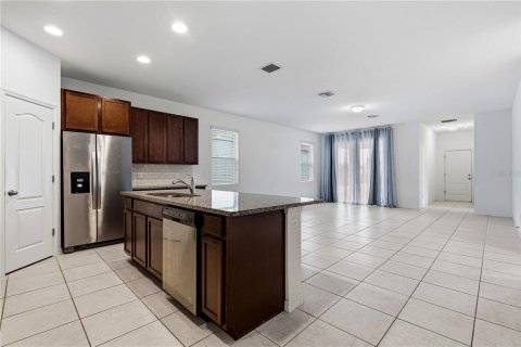 Villa ou maison à louer à Winter Garden, Floride: 3 chambres, 183.85 m2 № 2423868 - photo 3