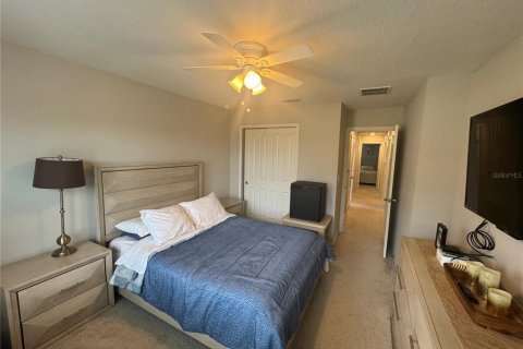 Adosado en venta en Kissimmee, Florida, 4 dormitorios, 165.55 m2 № 1911284 - foto 16