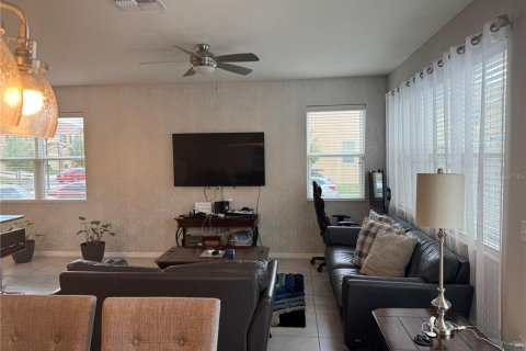 Adosado en venta en Kissimmee, Florida, 4 dormitorios, 165.55 m2 № 1911284 - foto 7