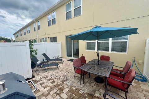 Adosado en venta en Kissimmee, Florida, 4 dormitorios, 165.55 m2 № 1911284 - foto 24