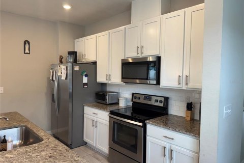 Adosado en venta en Kissimmee, Florida, 4 dormitorios, 165.55 m2 № 1911284 - foto 5