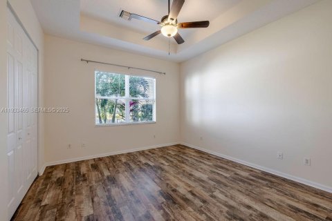 Adosado en alquiler en Vero Beach, Florida, 3 dormitorios, 140.93 m2 № 1991417 - foto 13