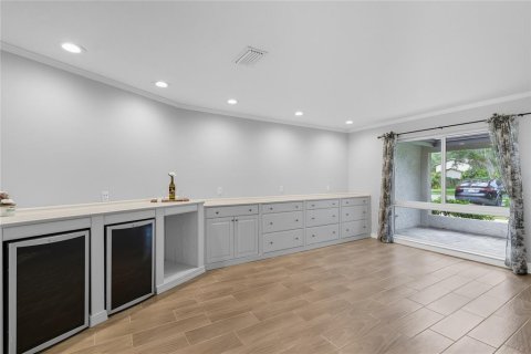 House in Temple Terrace, Florida 4 bedrooms, 247.31 sq.m. № 1914154 - photo 23