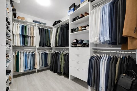 Купить виллу или дом в Пальметто-Бей, Флорида 4 спальни, 225.38м2, № 2026606 - фото 19