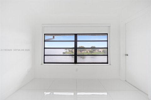 Copropriété à louer à Miami, Floride: 1 chambre, 76.64 m2 № 2008209 - photo 11