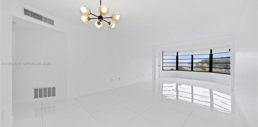 Condo à Miami, Floride, 1 chambre  № 2008209