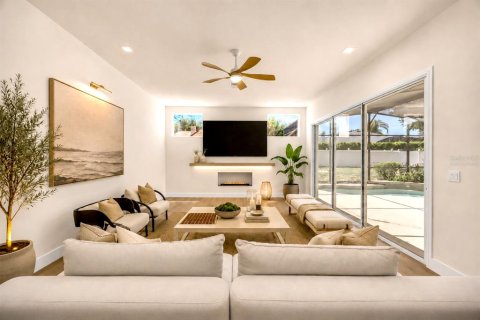House in Windermere, Florida 4 bedrooms, 371.33 sq.m. № 2122478 - photo 9