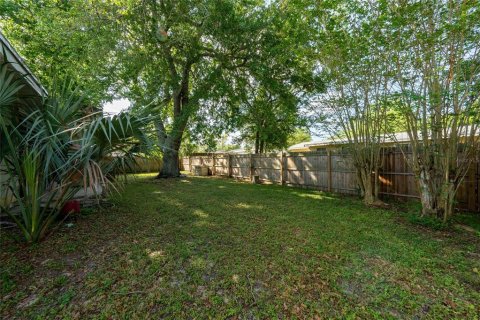 House in Ocala, Florida 2 bedrooms, 104.79 sq.m. № 2220876 - photo 22