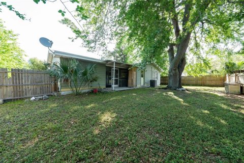 House in Ocala, Florida 2 bedrooms, 104.79 sq.m. № 2220876 - photo 19