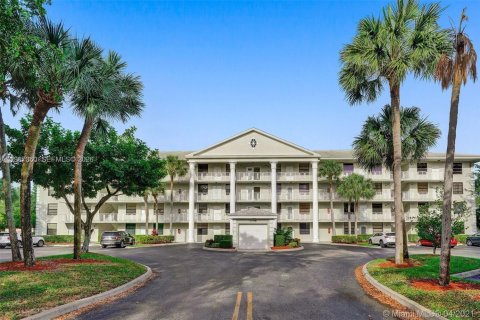 Condominio en Davie, Florida, 2 dormitorios  № 2047765