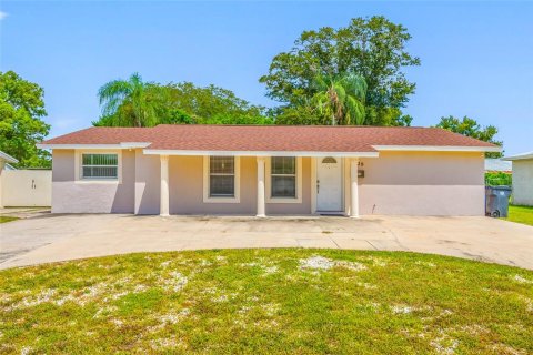 Casa en Tampa, Florida 5 dormitorios, 151.62 m2 № 2364012