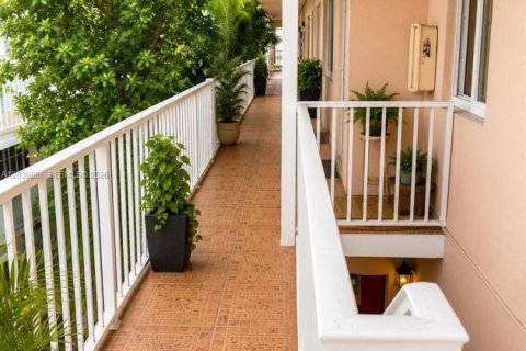 Condo à Miami Beach, Floride, 1 chambre  № 2251772