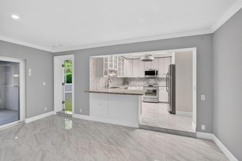 Villa ou maison à vendre à Fort Lauderdale, Floride: 4 chambres, 214.33 m2 № 2417566 - photo 29