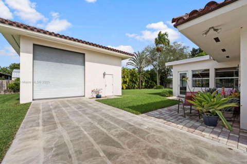 Купить виллу или дом в Хомстед, Флорида 3 спальни, 260.5м2, № 1971698 - фото 21
