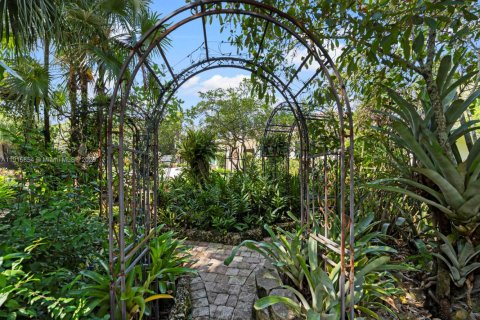 Купить виллу или дом в Хомстед, Флорида 3 спальни, 260.5м2, № 1971698 - фото 17