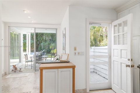 House in Jupiter Island, Florida 4 bedrooms, 355.82 sq.m. № 2030990 - photo 12