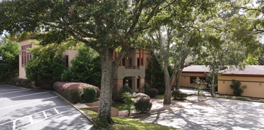 Propiedad comercial en Fort Walton Beach, Florida № 558218