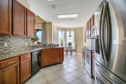 House in Winter Garden, Florida 3 bedrooms, 154.96 sq.m. № 2203832 - photo 8