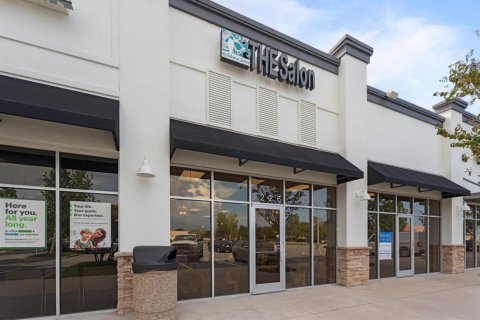 Commercial property in Kissimmee, Florida № 2384921