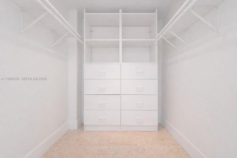 Copropriété à vendre à Miami, Floride: 1 chambre, 78.04 m2 № 2060432 - photo 12