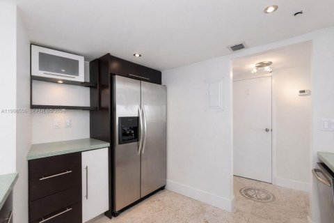 Copropriété à vendre à Miami, Floride: 1 chambre, 78.04 m2 № 2060432 - photo 5