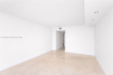 Copropriété à vendre à Miami, Floride: 1 chambre, 78.04 m2 № 2060432 - photo 10