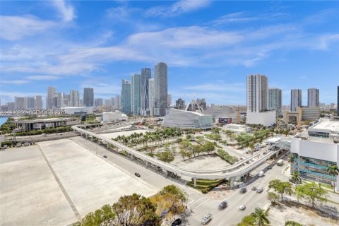 Copropriété à vendre à Miami, Floride: 1 chambre, 78.04 m2 № 2060432 - photo 27