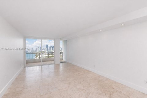 Copropriété à vendre à Miami, Floride: 1 chambre, 78.04 m2 № 2060432 - photo 7