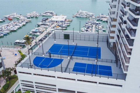 Copropriété à vendre à Miami, Floride: 1 chambre, 78.04 m2 № 2060432 - photo 20