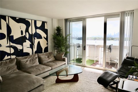 Condominio en venta en Miami Beach, Florida, 1 dormitorio, 78.97 m2 № 2023742 - foto 4
