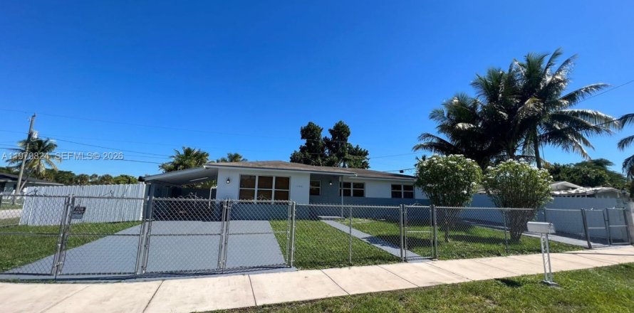 Villa ou maison à Miami, Floride 2 chambres, 127.93 m2 № 2046251