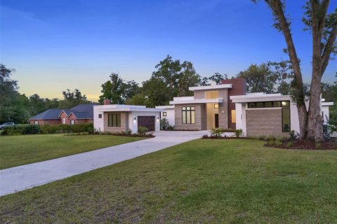 House in Ocala, Florida 5 bedrooms, 555.18 sq.m. № 1757041 - photo 24