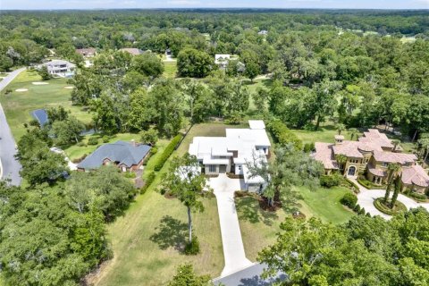 House in Ocala, Florida 5 bedrooms, 555.18 sq.m. № 1757041 - photo 18