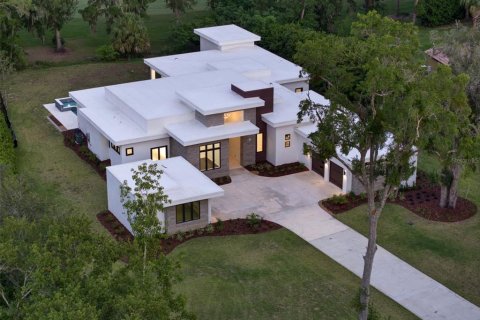 House in Ocala, Florida 5 bedrooms, 555.18 sq.m. № 1757041 - photo 1