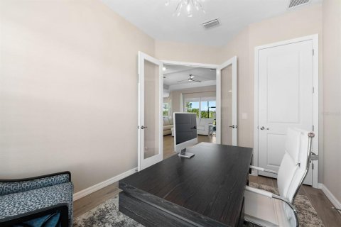 House in WELLEN PARK in Venice, Florida 4 bedrooms, 222.41 sq.m. № 1805596 - photo 29