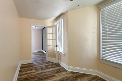 Commercial property in Kissimmee, Florida 57.51 sq.m. № 2213604 - photo 20