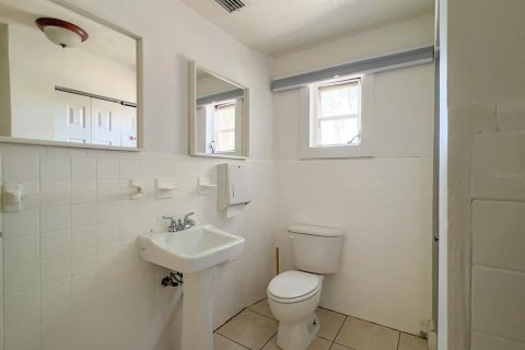 Commercial property in Kissimmee, Florida 57.51 sq.m. № 2213604 - photo 28