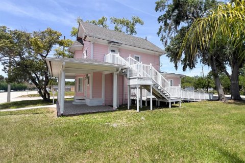 Commercial property in Kissimmee, Florida 57.51 sq.m. № 2213604