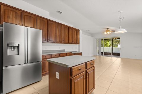 House in Casselberry, Florida 4 bedrooms, 182 sq.m. № 1882835 - photo 14