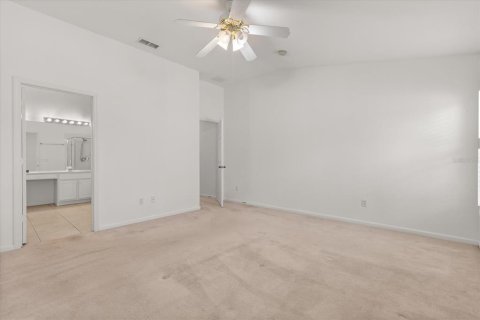 House in Casselberry, Florida 4 bedrooms, 182 sq.m. № 1882835 - photo 20