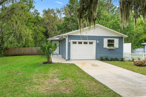 House in New Smyrna Beach, Florida 2 bedrooms, 95.88 sq.m. № 1908257 - photo 3