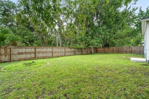 House in New Smyrna Beach, Florida 2 bedrooms, 95.88 sq.m. № 1908257 - photo 9