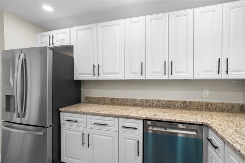 House in New Smyrna Beach, Florida 2 bedrooms, 95.88 sq.m. № 1908257 - photo 25