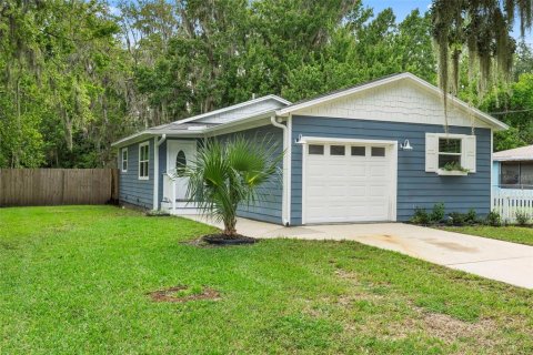 House in New Smyrna Beach, Florida 2 bedrooms, 95.88 sq.m. № 1908257 - photo 2